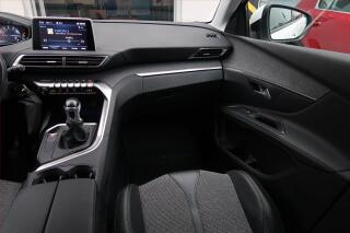 Peugeot 5008 (2018) PureTech 130, 7 míst, ČR,1.maj - náhled 8
