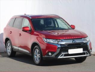 Mitsubishi Outlander 2.0, �R,1.maj, Serv.kniha