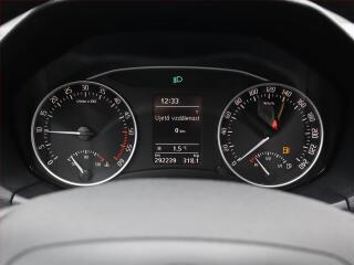 Hyundai i30 (2024) Comfort 1.0 T-GDI, ČR,1.maj - náhled 11