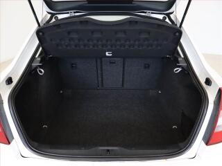 Hyundai i30 (2024) Comfort 1.0 T-GDI, ČR,1.maj - náhled 14