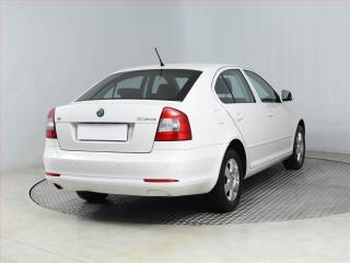 Hyundai i30 (2024) Comfort 1.0 T-GDI, ČR,1.maj - náhled 5