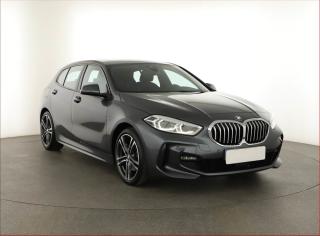 BMW 118i, R,tempomat,apple carpla