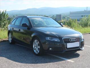 Audi A4 2.0 TDI, �R,1.maj, Serv.kniha