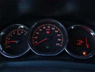 Dacia Sandero (2014) 0.9 TCe - náhled 11