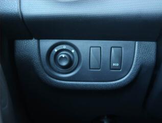 Dacia Sandero (2014) 0.9 TCe - náhled 15