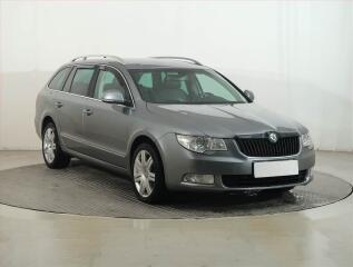 �koda Superb Comfort 2.0 TDI, Navi, Xenony