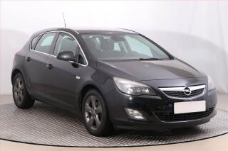 Opel Astra 1.7 CDTI, nov� STK