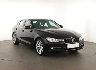 BMW 320 i, Xenony, Tempomat