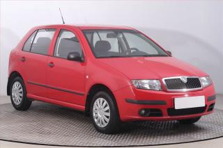 koda Fabia 1.2, nov STK, rezervace