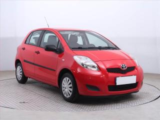 Toyota Yaris 1.0 VVT-i, Serv.kniha, po STK