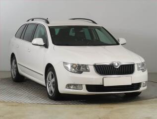 �koda Superb Exclusive 2.0 TDI, Navi