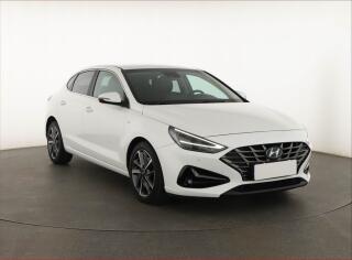 Hyundai i30 1.5 T-GDI MHEV, Automat