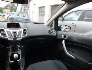 Ford Fiesta (2011) 1.25 - náhled 8