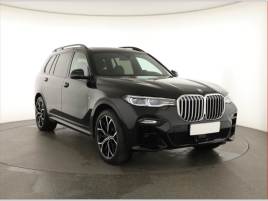 BMW X7 xDrive40d, Nov v r