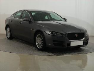 Jaguar XE E-Performance