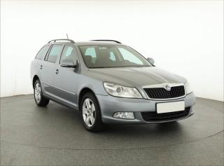 koda Octavia Elegance 2.0 TDI, Serv.kniha