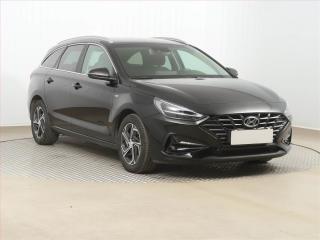 Hyundai i30 Family Smart 1.5 T-GDI MHEV