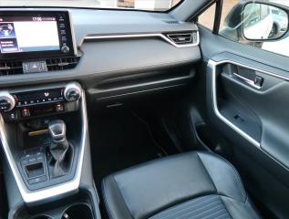 Toyota RAV4 (2019) 2.5 Hybrid - náhled 8