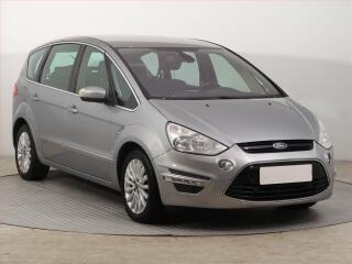 Ford S-MAX 2.0 TDCi, 7�m�st, po STK