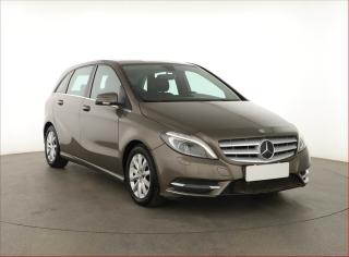 Mercedes-Benz B 180 CDI, Ke, Bi-Xenony