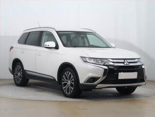 Mitsubishi Outlander 2.2 DI-D, 4X4, 7�m�st, Navi