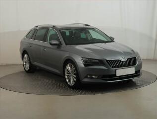 �koda Superb 1.6 TDI, Navi, Xenony