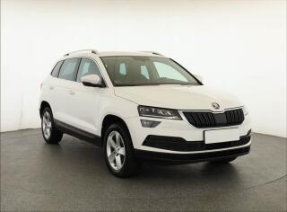 �koda Karoq Style 1.6 TDI, �R,1.maj