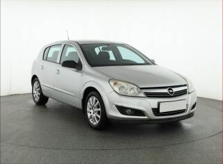 Opel Astra 1.4 16V, po STK, Ta�n�