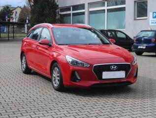 Hyundai i30 1.6 CRDi, Tempomat