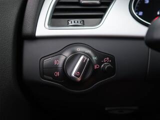 Audi A4 (2015) S-Line 2.0 TDI, 4X4, Automat - náhled 19