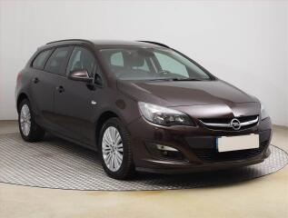Opel Astra 1.6 CDTI, Serv.kniha, Tempomat