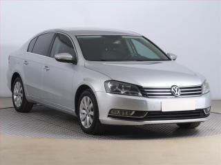 Volkswagen Passat 1.4 TSI, Navi, Park.senzory