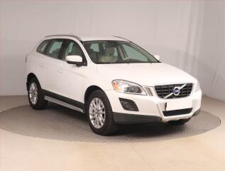 Volvo XC60 Momentum D5, 4X4, Automat