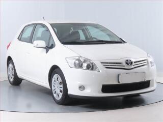 Toyota Auris 1.6 Valvematic, Tempomat