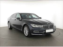 BMW 740d xDrive, bohat vbava,4x4