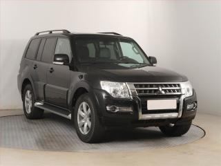 Mitsubishi Pajero 3.2 DI-D, Nov R