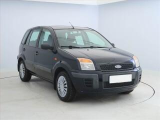 Ford Fusion 1.25, po STK, Ta�n�, rezervace