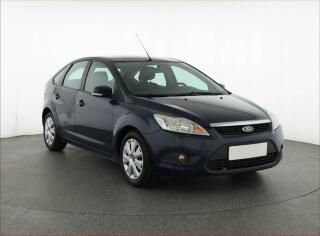 Ford Focus 1.6 16V, nov� STK, Klima