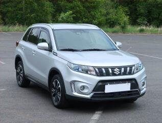 Suzuki Vitara 1.4 BoosterJet, K��e, Navi