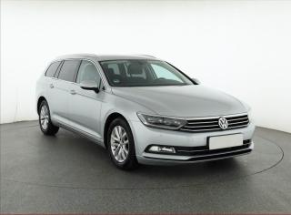 Volkswagen Passat Comfortline 2.0 TDI, Navi