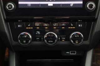 Volkswagen Passat (2018) R-Line 2.0 TDI - náhled 19