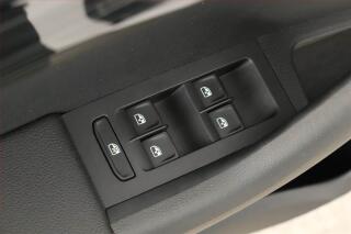 Volkswagen Passat (2018) R-Line 2.0 TDI - náhled 22