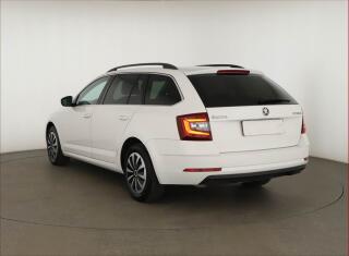 Volkswagen Passat (2018) R-Line 2.0 TDI - náhled 4