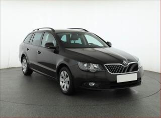�koda Superb 2.0 TDI, Xenony, Tempomat