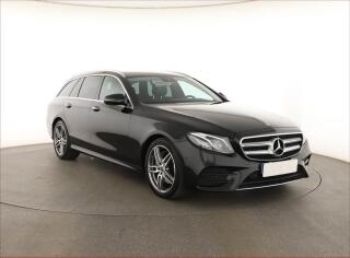 Mercedes-Benz E 200 4MATIC