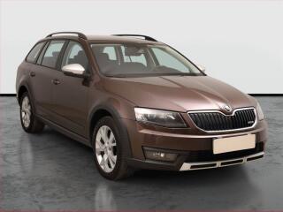 �koda Octavia Scout 2.0 TDI, 4X4, Xenony