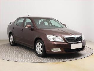 �koda Octavia Ambiente 1.6 TDI, nov� STK