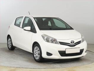 Toyota Yaris 1.0 VVT-i, nov� STK, udr�ovan�