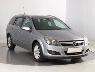 Opel Astra 1.6 16V, po STK, zamluveno