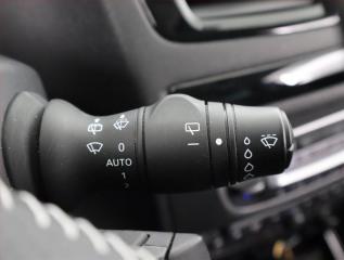 Renault Mégane (2012) Bose 1.9 dCi, Navi, Tempomat - náhled 16